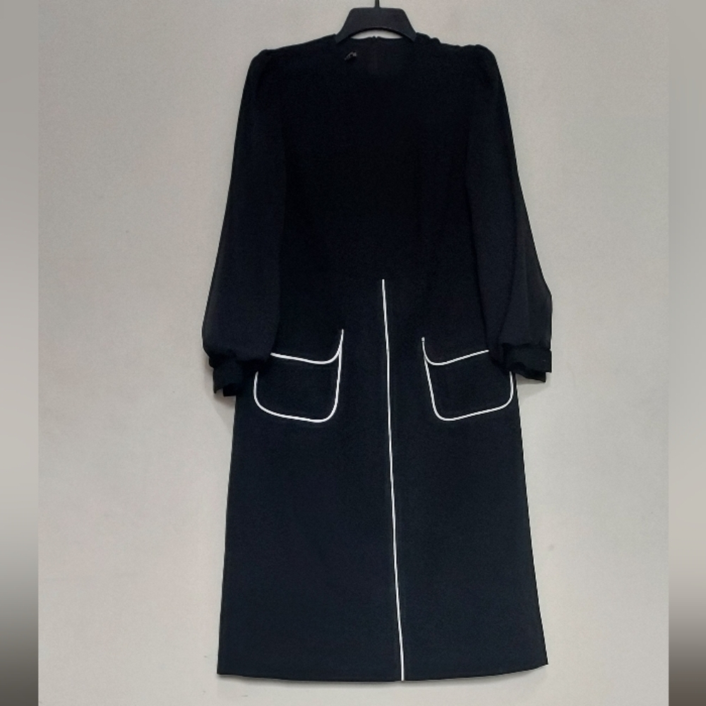 Perfetto Elegant Black Midi Dress with White Trim Sz-12